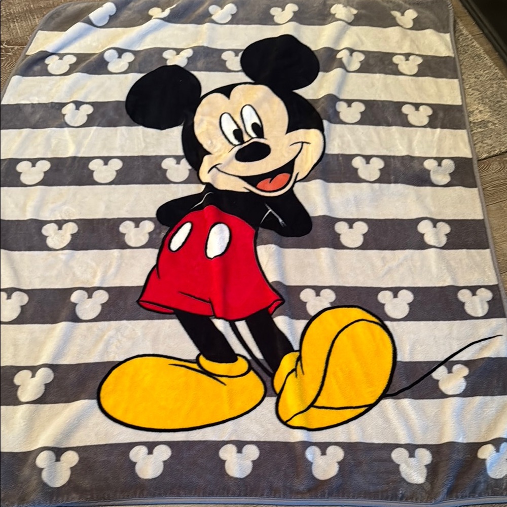Disney Mickey Mouse Blanket - Red, Yellow, Black, Gray